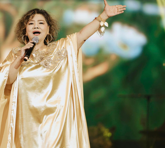 NSND Thanh Hoa: Gọi tôi là “nữ hoàng nhạc đồng quê” tôi cấm ngay - Hình 3 NSND Thanh Hoa: Goi toi la “nu hoang nhac dong que” toi cam ngay-Hinh-3