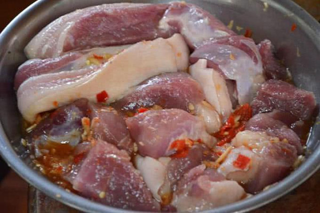 Thêm thứ này bảo đảm thịt kho nhanh mềm tan, tiết kiệm ối thời gian - Hình 2 Them thu nay bao dam thit kho nhanh mem tan, tiet kiem oi thoi gian-Hinh-2