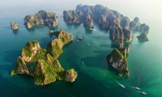 Vịnh Hạ Long xếp thứ 2 những điểm đến thiên nhiên đẹp nhất thế giới - Hình 2 Vinh Ha Long xep thu 2 nhung diem den thien nhien dep nhat the gioi-Hinh-2