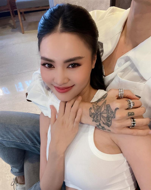 3 ngôi sao đình đám Vbiz bị soi 'xài chung bạn trai' - Hình 3 3 ngoi sao dinh dam Vbiz bi soi 'xai chung ban trai'-Hinh-3