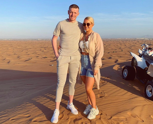 Cô vợ nóng bỏng bên Jordan Pickford từ năm 14 tuổi - Hình 8 Co vo nong bong ben Jordan Pickford tu nam 14 tuoi-Hinh-8