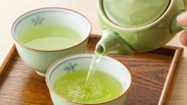 Cuối năm ăn tiệc nhiều, cần uống 3 thứ nước để ngăn tích mỡ - Hình 3 Cuoi nam an tiec nhieu, can uong 3 thu nuoc de ngan tich mo-Hinh-3