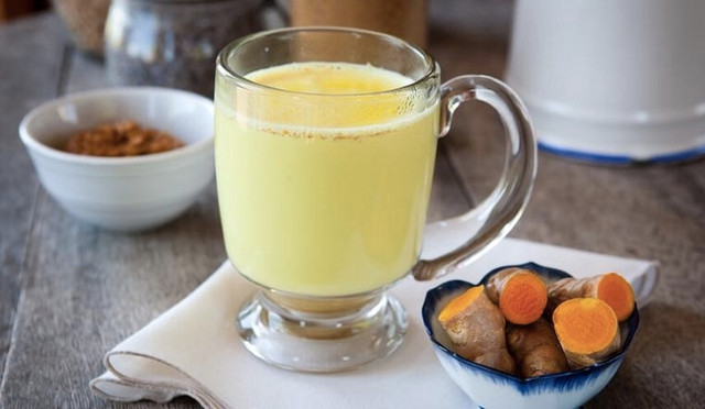 Cuối năm ăn tiệc nhiều, cần uống 3 thứ nước để ngăn tích mỡ - Hình 4 Cuoi nam an tiec nhieu, can uong 3 thu nuoc de ngan tich mo-Hinh-4