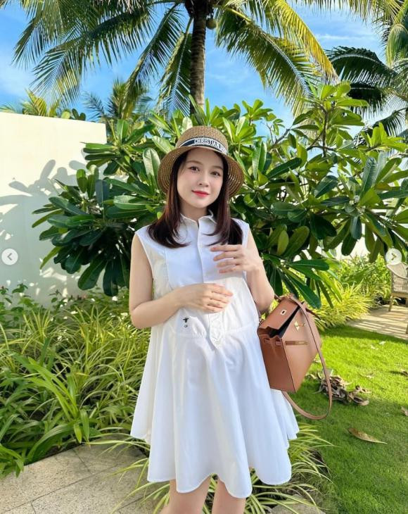 Sam tung loạt ảnh xinh đẹp ở những tháng cuối thai kì - Hình 4 Sam tung loat anh xinh dep o nhung thang cuoi thai ki-Hinh-4