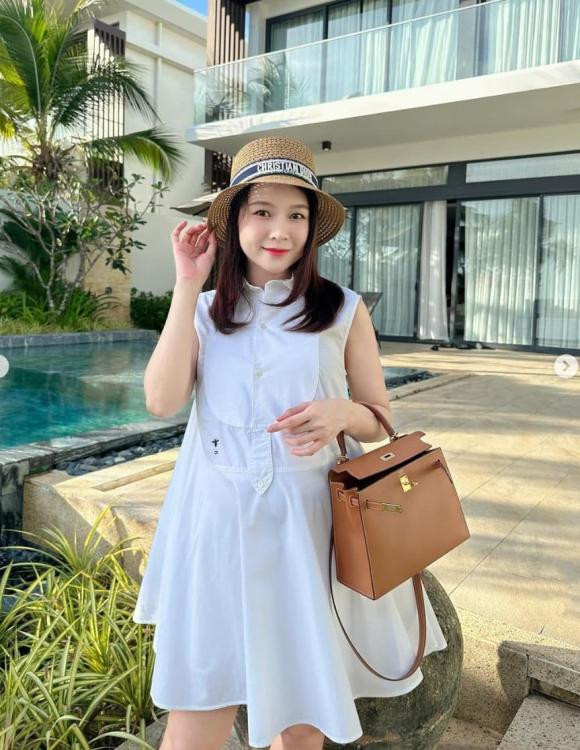 Sam tung loạt ảnh xinh đẹp ở những tháng cuối thai kì Sam tung loat anh xinh dep o nhung thang cuoi thai ki