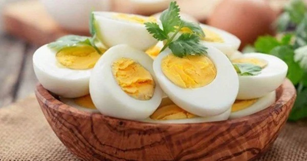 Luộc trứng sai cách có thể gây hại cho sức khỏe - Hình 2 Luoc trung sai cach co the gay hai cho suc khoe-Hinh-2
