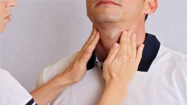 Nam giới trung niên thấy bất thường ở 3 bộ phận này nên khám ngay - Hình 3 Nam gioi trung nien thay bat thuong o 3 bo phan nay nen kham ngay-Hinh-3