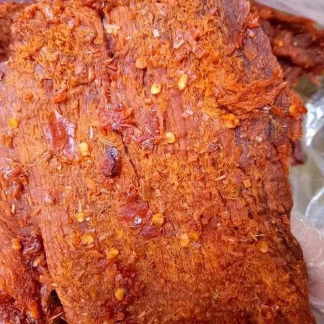 Mua thịt bò khô thấy có các dấu hiệu này coi chừng hàng giả - Hình 2 Mua thit bo kho thay co cac dau hieu nay coi chung hang gia-Hinh-2
