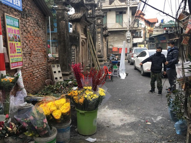 Thực nghiệm điều tra vụ bé gái bị 9 chiếc đinh găm vào đầu - Hình 2 Thuc nghiem dieu tra vu be gai bi 9 chiec dinh gam vao dau-Hinh-2