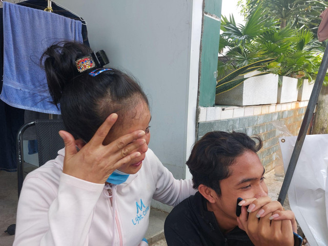 Tan mộng đổi đời ở Campuchia: Nước mắt ngày về Tan mong doi doi o Campuchia: Nuoc mat ngay ve