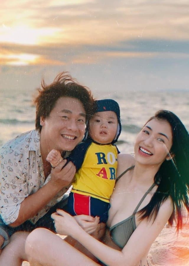 Con trai Hòa Minzy gây sốt với điệu cười nắc nẻ như được mùa - Hình 6 Con trai Hoa Minzy gay sot voi dieu cuoi nac ne nhu duoc mua-Hinh-6