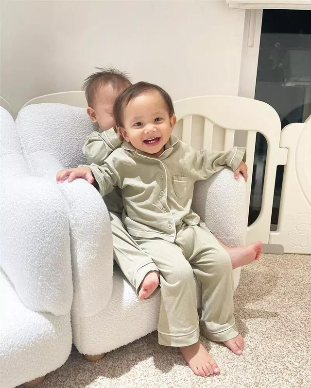 Không nhận ra con gái Hồ Ngọc Hà khi đội tóc giả - Hình 8 Khong nhan ra con gai Ho Ngoc Ha khi doi toc gia-Hinh-8
