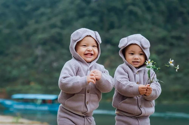 Không nhận ra con gái Hồ Ngọc Hà khi đội tóc giả - Hình 7 Khong nhan ra con gai Ho Ngoc Ha khi doi toc gia-Hinh-7