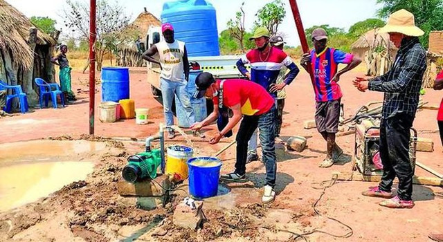 Chàng trai Việt và hành trình thiện nguyện ở trời Phi Chang trai Viet va hanh trinh thien nguyen o troi Phi