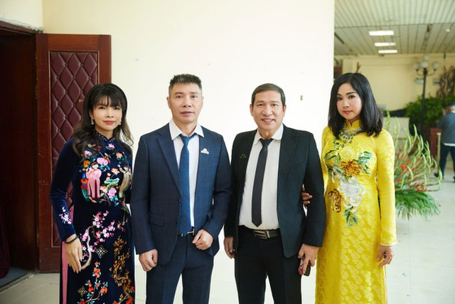 NSND Trung Hiếu nhận Huân chương Lao động hạng Ba - Hình 5 NSND Trung Hieu nhan Huan chuong Lao dong hang Ba-Hinh-5