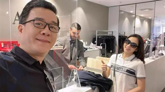 'Vua cá Koi' được Hà Thanh Xuân gội đầu, phục vụ 'tận răng' khi đi du lịch Mỹ - Hình 5 'Vua ca Koi' duoc Ha Thanh Xuan goi dau, phuc vu 'tan rang' khi di du lich My-Hinh-5