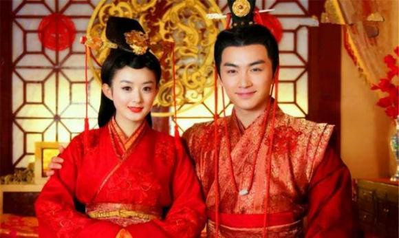Đàn ông sợ cô đơn, đàn bà sợ góa phụ... là gì? - Hình 2 Dan ong so co don, dan ba so goa phu... la gi?-Hinh-2