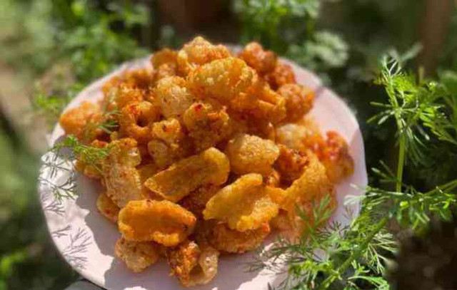 Phần thịt lợn thường bị bỏ đi có công dụng cực tốt cho xương khớp - Hình 3 Phan thit lon thuong bi bo di co cong dung cuc tot cho xuong khop-Hinh-3