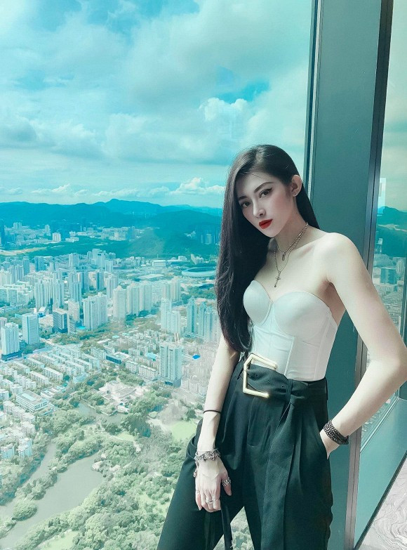 Gu chọn người yêu "mặn mòi" của "bạn trai tin đồn" Lệ Quyên - Hình 14 Gu chon nguoi yeu