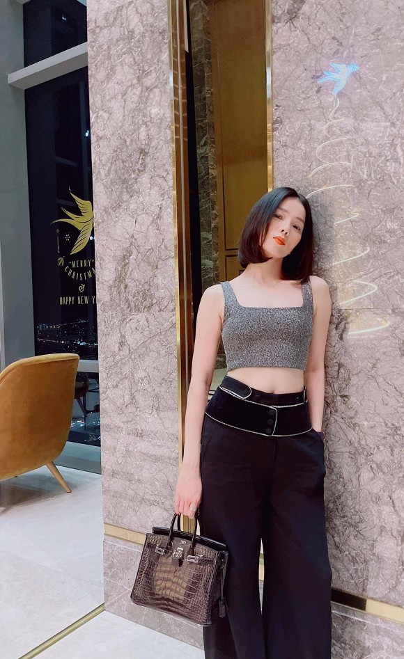Gu chọn người yêu "mặn mòi" của "bạn trai tin đồn" Lệ Quyên - Hình 17 Gu chon nguoi yeu
