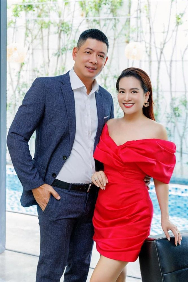 Bình Minh tụt dốc, vợ doanh nhân sau 15 năm kết hôn - Hình 7 Binh Minh tut doc, vo doanh nhan sau 15 nam ket hon-Hinh-7