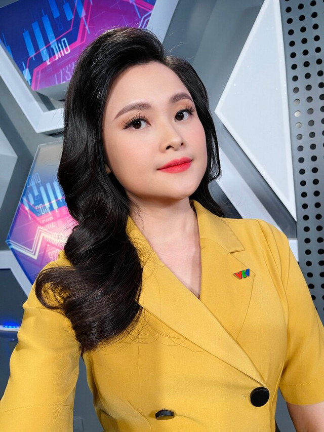 Lên đồ tới công sở trẻ trung mà vẫn thanh lịch như nữ BTV xinh đẹp - Hình 10 Len do toi cong so tre trung ma van thanh lich nhu nu BTV xinh dep-Hinh-10