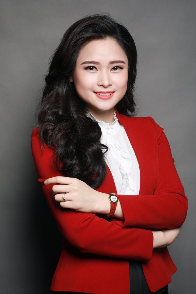Lên đồ tới công sở trẻ trung mà vẫn thanh lịch như nữ BTV xinh đẹp - Hình 8 Len do toi cong so tre trung ma van thanh lich nhu nu BTV xinh dep-Hinh-8