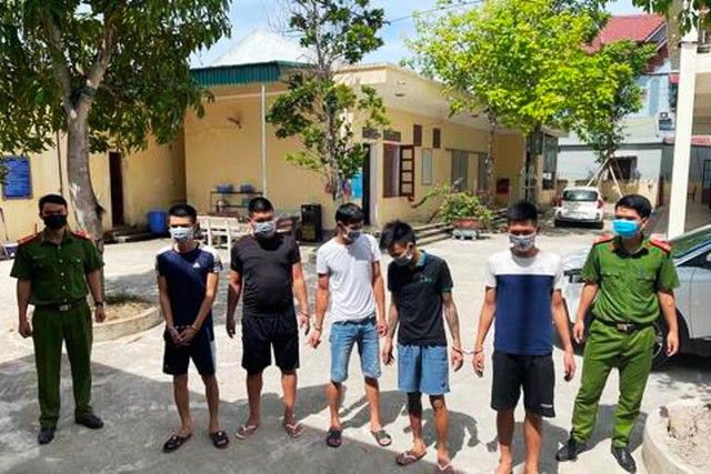 Thanh Hóa: Phá đường dây cá độ bóng đá lên tới 1,3 tỷ đồng Thanh Hoa: Pha duong day ca do bong da len toi 1,3 ty dong