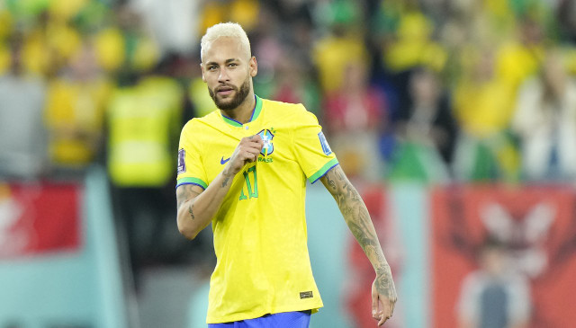 Những bóng hồng nóng bỏng xung quanh siêu sao số 1 Brazil Nhung bong hong nong bong xung quanh sieu sao so 1 Brazil