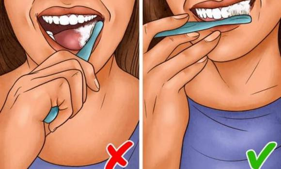 Lý do bạn nên đánh răng sau khi ăn sáng Ly do ban nen danh rang sau khi an sang