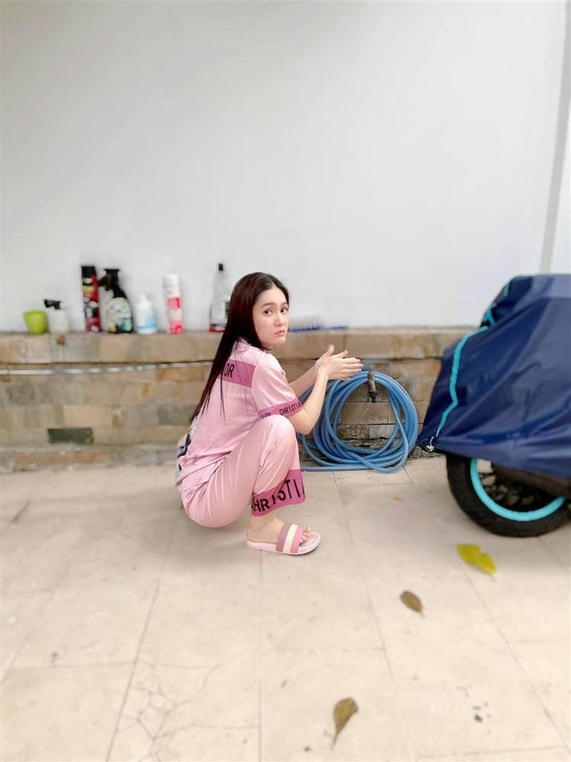 Đoàn Di Băng than thở lấy phải chồng giàu nhưng quá xấu - Hình 6 Doan Di Bang than tho lay phai chong giau nhung qua xau-Hinh-6