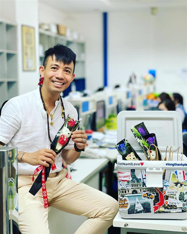 Biệt thự triệu đô của đại gia Minh Nhựa, rộng thế vẫn bị phàn nàn thiếu chỗ để xe Biet thu trieu do cua dai gia Minh Nhua, rong the van bi phan nan thieu cho de xe