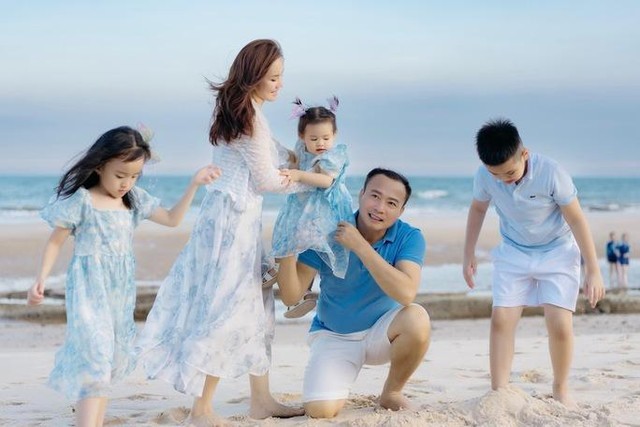 Vy Oanh tái xuất sau thời gian vắng bóng trên mạng xã hội Vy Oanh tai xuat sau thoi gian vang bong tren mang xa hoi