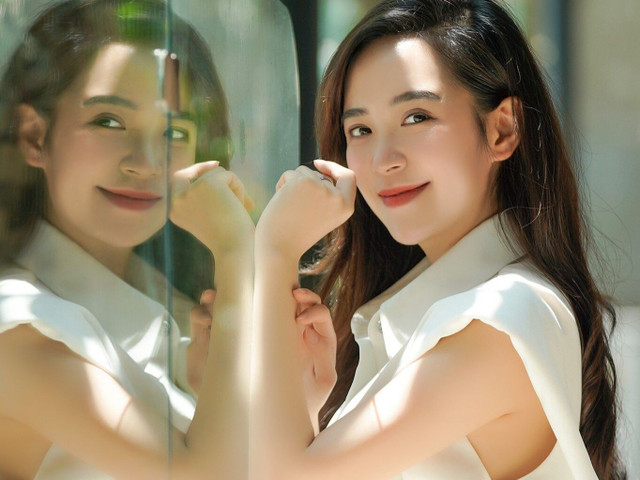 Kim Oanh: 'Tôi được chọn đóng vai nàng dâu bất hạnh vì mặt quê' Kim Oanh: 'Toi duoc chon dong vai nang dau bat hanh vi mat que'