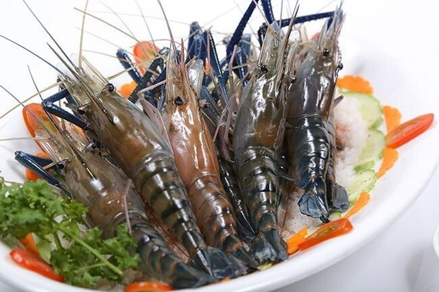 Ăn tôm chớ nên tiếc những bộ phận này dù ngon đến mấy - Hình 2 An tom cho nen tiec nhung bo phan nay du ngon den may-Hinh-2