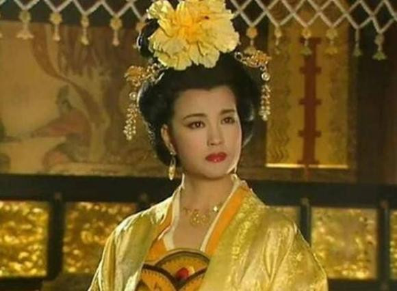 Thái tử nuốt nước mắt viết bài thơ, Võ Tắc Thiên xem xong phẫn nộ Thai tu nuot nuoc mat viet bai tho, Vo Tac Thien xem xong phan no