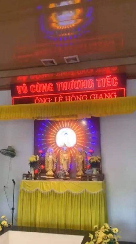 Các con khóc ngất khi linh cữu nghệ sĩ Giang Còi đưa vào hỏa táng - Hình 2 Cac con khoc ngat khi linh cuu nghe si Giang Coi dua vao hoa tang-Hinh-2