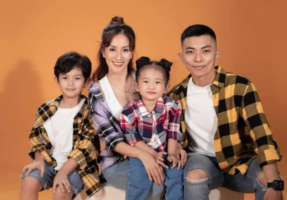 Giữa khuya Khánh Thi livestream khóc lóc nức nở, chuyện gì đây? - Hình 8 Giua khuya Khanh Thi livestream khoc loc nuc no, chuyen gi day?-Hinh-8