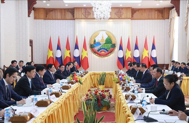 Thủ tướng Phạm Minh Chính gặp Thủ tướng Lào Sonexay Siphandone - Hình 3 Thu tuong Pham Minh Chinh gap Thu tuong Lao Sonexay Siphandone-Hinh-3