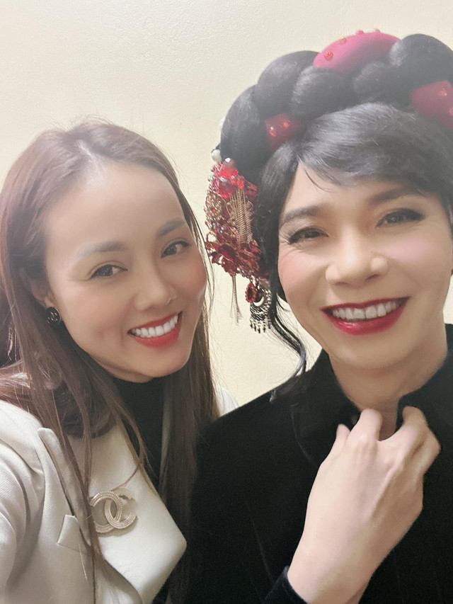 NSND Công Lý hồi phục kỳ diệu, quay lại nhà hát tập kịch - Hình 3 NSND Cong Ly hoi phuc ky dieu, quay lai nha hat tap kich-Hinh-3