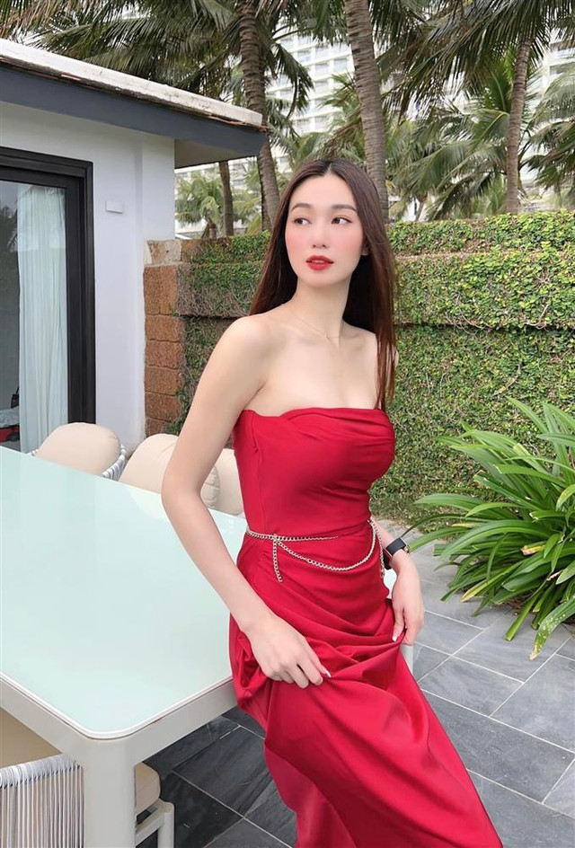 Mỹ nhân làng hài Puka lộ mặt mộc kém ấn tượng - Hình 9 My nhan lang hai Puka lo mat moc kem an tuong-Hinh-9