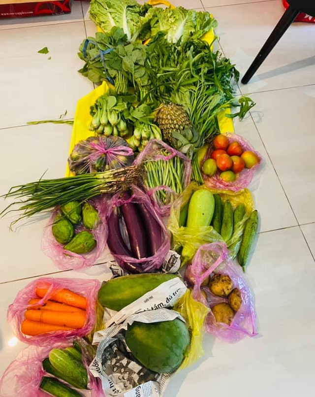 Công Vinh than "đời bất công" khi giúp Thủy Tiên từ thiện - Hình 5 Cong Vinh than