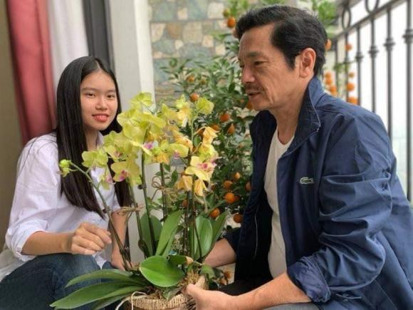 Con gái NSND Trung Anh nhận học bổng trường Đại học hàng đầu Mỹ Con gai NSND Trung Anh nhan hoc bong truong Dai hoc hang dau My