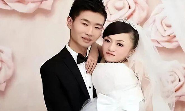 Cô gái cao 68cm lấy chồng điển trai 1m68 - Hình 3 Co gai cao 68cm lay chong dien trai 1m68-Hinh-3