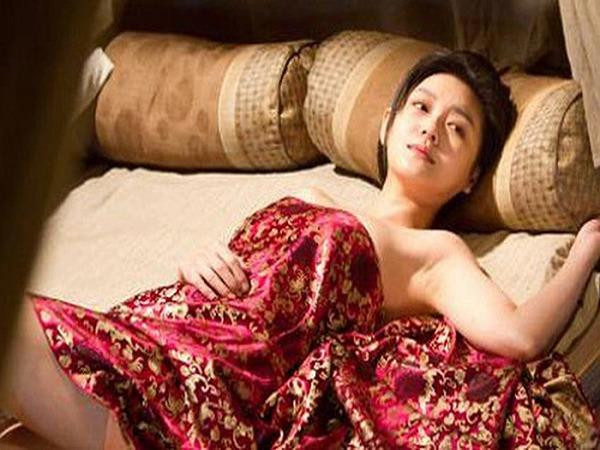 Nợ tiền bạn nhưng không trả, cô gái đề nghị khiến chủ nợ sốc No tien ban nhung khong tra, co gai de nghi khien chu no soc