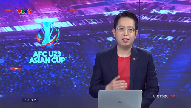 Lộ gia thế 'khủng' của nam MC gây bão với bảng điểm toàn 9, 10 - Hình 5 Lo gia the 'khung' cua nam MC gay bao voi bang diem toan 9, 10-Hinh-5