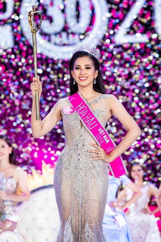 Hoa hậu Việt Nam: Mai Phương Thúy cao nhất, ai thấp nhất? - Hình 16 Hoa hau Viet Nam: Mai Phuong Thuy cao nhat, ai thap nhat?-Hinh-16