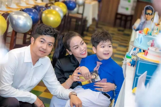 Chồng cũ Nhật Kim Anh khoe bạn gái mới? - Hình 3 Chong cu Nhat Kim Anh khoe ban gai moi?-Hinh-3