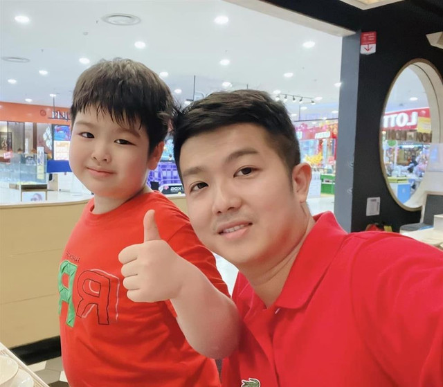 Chồng cũ Nhật Kim Anh khoe bạn gái mới? - Hình 2 Chong cu Nhat Kim Anh khoe ban gai moi?-Hinh-2