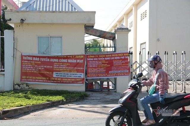 Trả lương cao, doanh nghiệp ở Bình Dương "đỏ mắt" tìm người lao động Tra luong cao, doanh nghiep o Binh Duong